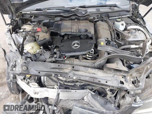 2014 Mercedes-Benz C C 250 Sport with VIN WDDGF4HB6ER317333, listed as a IAAI auction lot 42127437 with 128,010 mi miles. Bid and sale history available at carsss.com. Image 10.