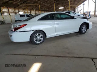 2008 Toyota Solara SE z VIN 4T1CE30P38U765250, wystawiony jako Copart lot #55470205 z przebiegiem 102 878 mil mil oraz Szkody całkowita. Historia ofert i sprzedaży dostępna na DreamBid. Obrazek 3.