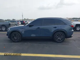 2025 Mazda CX-70 Premium Plus with VIN JM3KJEHA3S1126454, listed as a IAAI auction lot 42427454 with 5,648 mi miles and . Bid and sale history available at DreamBid. Image 14.