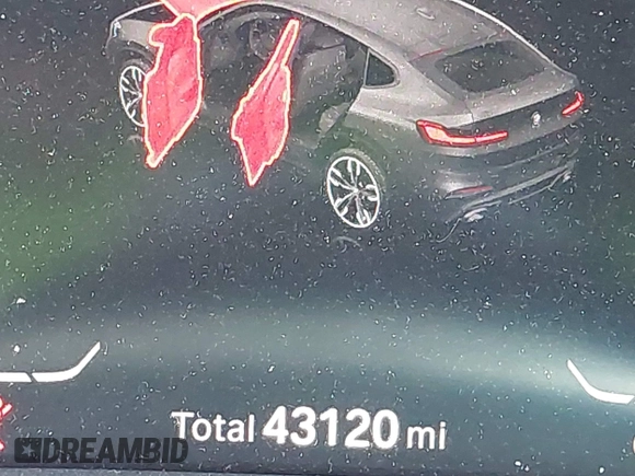 2020 BMW X4 M40i с VIN 5UX2V5C04L9D26548, выставлен на аукционе IAAI как лот 42473480 с пробегом 43 120 миль миль и . История ставок и продаж доступна на DreamBid. Изображение 15.