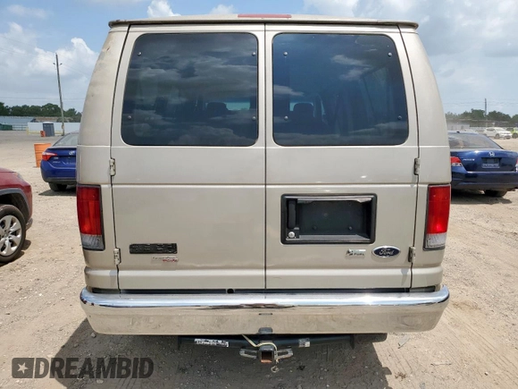 2012 Ford Econoline Passenger XL with VIN 1FBNE3BL3CDA28540, listed as a Copart auction lot 59756185 with 139,130 mi miles and Clean title. Bid and sale history available at DreamBid. Image 6.