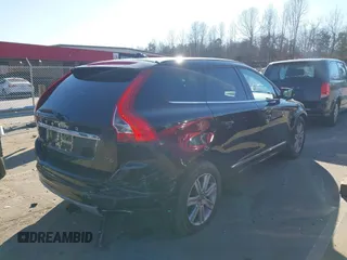 2017 Volvo XC60 Inscription with VIN YV440MDU0H2105432, listed as a IAAI auction lot 41634154 with 106,815 mi miles. Bid and sale history available at carsss.com. Image 4.
