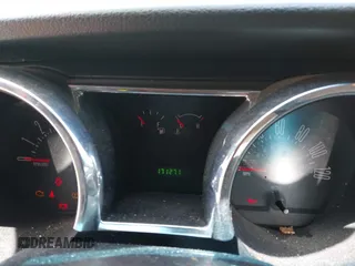 2007 Ford Mustang Deluxe z VIN 1ZVFT80N575365456, wystawiony jako IAAI lot #42195036 z przebiegiem 171 271 mil mil oraz . Historia ofert i sprzedaży dostępna na DreamBid. Obrazek 7.
