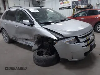 2013 Ford Edge Limited z VIN 2FMDK4KCXDBA59924, wystawiony jako IAAI lot #41794990 z przebiegiem 80 693 mil mil oraz . Historia ofert i sprzedaży dostępna na DreamBid. Obrazek 1.