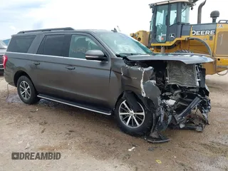 2021 Ford Expedition Max XLT с VIN 1FMJK1JT3MEA02858, выставлен на аукционе IAAI как лот 41612489 с пробегом Не указан миль и . История ставок и продаж доступна на DreamBid. Изображение 1.