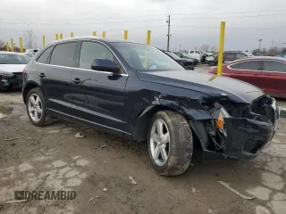 2010 Audi Q5 Premium Plus with VIN WA1LKAFP6AA098913, listed as a Copart auction lot 47976505 with 145,760 mi miles and Salvage title. Bid and sale history available at DreamBid. Image 4.