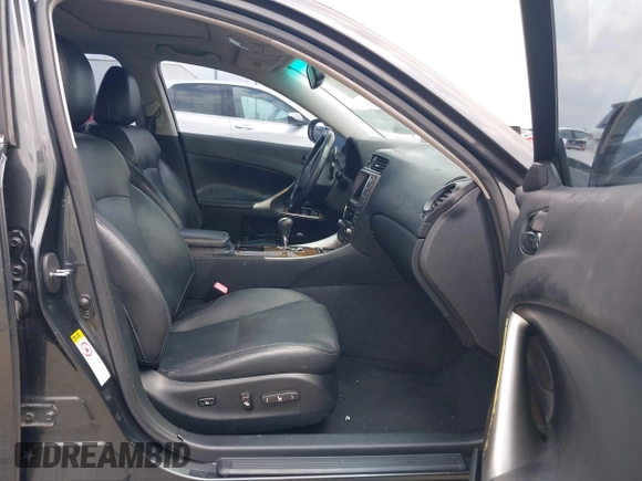 2009 Lexus IS with VIN JTHBK262195094380, listed as a IAAI auction lot 42035562 with 174,977 mi miles. Bid and sale history available at carsss.com. Image 5.