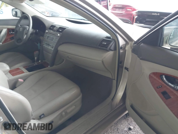 2009 Toyota Camry with VIN 4T1BE46K69U846113, listed as a IAAI auction lot 41716709 with 190,695 mi miles and . Bid and sale history available at DreamBid. Image 5.