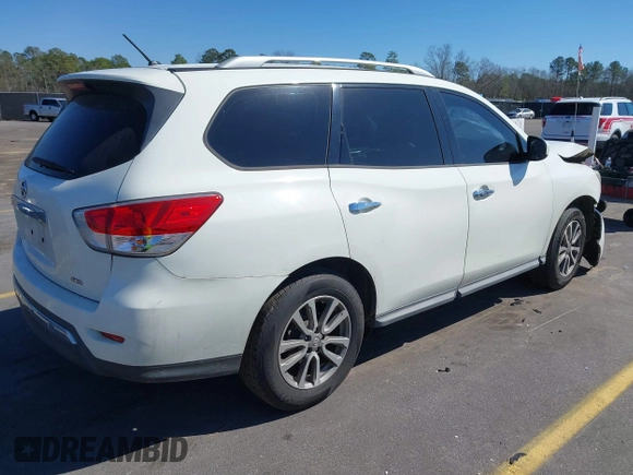 2016 Nissan Pathfinder Platinum with VIN 5N1AR2MM2GC643957, listed as a IAAI auction lot 41650970 with 165,177 mi miles. Bid and sale history available at carsss.com. Image 4.