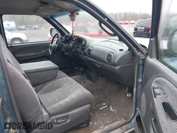 2002 Dodge 2500 with VIN 3B7KF236X2M293084, listed as a IAAI auction lot 41876449 with 164,418 mi miles and . Bid and sale history available at DreamBid. Image 5.