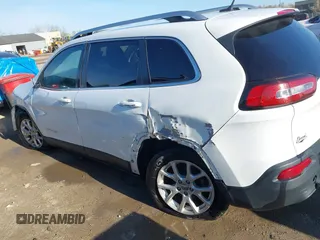 2015 Jeep Cherokee Latitude with VIN 1C4PJLCBXFW506502, listed as a IAAI auction lot 42103117 with 160,433 mi miles and . Bid and sale history available at carsss.com. Image 15.
