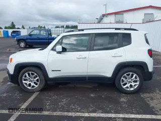 2018 Jeep Renegade Altitude z VIN ZACCJABB0JPJ52125, wystawiony jako IAAI lot #42262220 z przebiegiem 67 857 mil mil oraz . Historia ofert i sprzedaży dostępna na DreamBid. Obrazek 14.