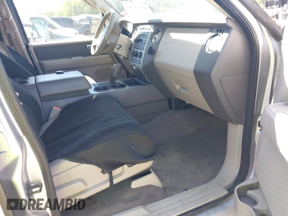 2012 Ford Expedition XLT with VIN 1FMJU1H57CEF41435, listed as a IAAI auction lot 42134603 with 278,601 mi miles and . Bid and sale history available at DreamBid. Image 5.