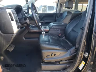 2018 GMC Sierra 1500 SLT z VIN 3GTU2NEC2JG642857, wystawiony jako Copart lot #42511525 z przebiegiem Nie podano mil oraz Szkoda całkowita • Salvage title. Historia ofert i sprzedaży dostępna na DreamBid. Obrazek 7.