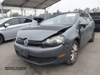 2010 Volkswagen Jetta с VIN 3VWTZ8AJ1AM641503, выставлен на аукционе IAAI как лот 42466090 с пробегом 83 804 миль миль и . История ставок и продаж доступна на DreamBid. Изображение 17.