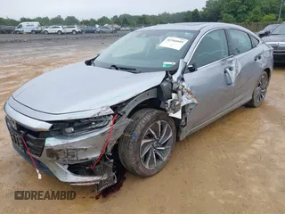 2019 Honda Insight Touring z VIN 19XZE4F93KE020162, wystawiony jako IAAI lot #42366605 z przebiegiem 120 256 mil mil oraz . Historia ofert i sprzedaży dostępna na DreamBid. Obrazek 2.