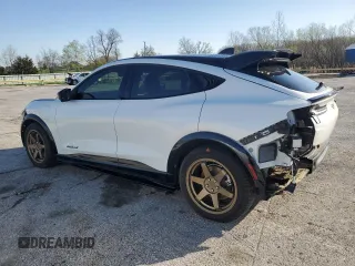 2024 Ford Mustang Mach-E Premium z VIN 3FMTK3SUXRMA03177, wystawiony jako Copart lot #51837465 z przebiegiem 7 224 mil mil oraz Szkoda całkowita • Salvage title. Historia ofert i sprzedaży dostępna na DreamBid. Obrazek 2.