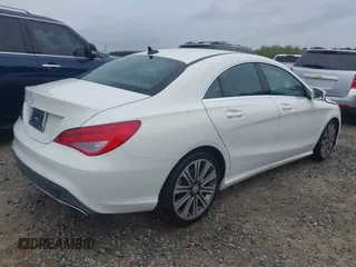 2017 Mercedes-Benz CLA 250 z VIN WDDSJ4EB8HN447834, wystawiony jako IAAI lot #41940656 z przebiegiem 84 132 mil mil oraz . Historia ofert i sprzedaży dostępna na DreamBid. Obrazek 4.