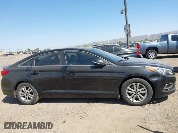 2016 Hyundai Sonata SE z VIN 5NPE24AF2GH281998, wystawiony jako IAAI lot #42495091 z przebiegiem 184 904 mil mil oraz . Historia ofert i sprzedaży dostępna na DreamBid. Obrazek 12.
