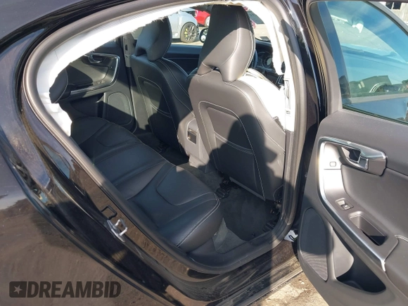 2017 Volvo S60 Dynamic с VIN YV140MTL2H2437104, выставлен на аукционе IAAI как лот 42398891 с пробегом 78 162 миль миль и . История ставок и продаж доступна на DreamBid. Изображение 8.