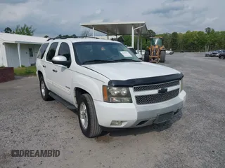 2009 Chevrolet Tahoe 2LT z VIN 1GNFC23019R295635, wystawiony jako IAAI lot #42035131 z przebiegiem 277 655 mil mil oraz . Historia ofert i sprzedaży dostępna na DreamBid. Obrazek 1.