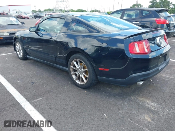 2011 Ford Mustang V6 with VIN 1ZVBP8AM5B5149026, listed as a IAAI auction lot 42551126 with 230,429 mi miles and . Bid and sale history available at DreamBid. Image 3.
