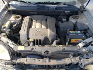 2004 Hyundai Santa Fe GLS with VIN KM8SC13D24U618404, listed as a Copart auction lot 78476564 with 137,211 mi miles and Salvage Title. Bid and sale history available at carsss.com. Image 12.