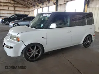 2005 Scion xB with VIN JTLKT324450217712, listed as a Copart auction lot 70816354 with 156,875 mi miles and Salvage Title. Bid and sale history available at carsss.com. Image 1.