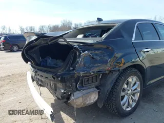 2019 Chrysler 300 Limited with VIN 2C3CCAKGXKH569123, listed as a IAAI auction lot 41786636 with 63,540 mi miles. Bid and sale history available at carsss.com. Image 6.