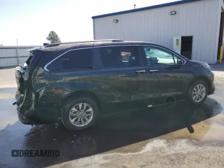2025 Toyota Sienna XLE with VIN 5TDYRKEC3SS242899, listed as a Copart auction lot 54617665 with 1,830 mi miles and Clean Title. Bid and sale history available at DreamBid. Image 3.