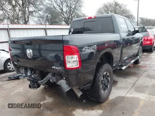 2021 Ram 2500 Tradesman with VIN 3C6UR5CL4MG697627, listed as a IAAI auction lot 41513283 with 105,628 mi miles. Bid and sale history available at carsss.com. Image 4.