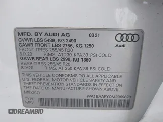 2021 Audi Q5 Premium Plus with VIN WA1BAAFY0M2069879, listed as a IAAI auction lot 42009952 with 44,686 mi miles. Bid and sale history available at carsss.com. Image 9.