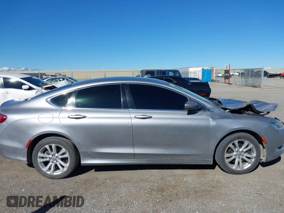 2015 Chrysler 200 Limited with VIN 1C3CCCAB3FN648003, listed as a IAAI auction lot 41859467 with 111,880 mi miles. Bid and sale history available at carsss.com. Image 13.