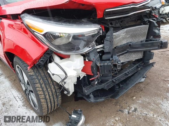2018 Kia Soul + with VIN KNDJP3A53J7539782, listed as a IAAI auction lot 41743823 with 68,640 mi miles. Bid and sale history available at carsss.com. Image 6.