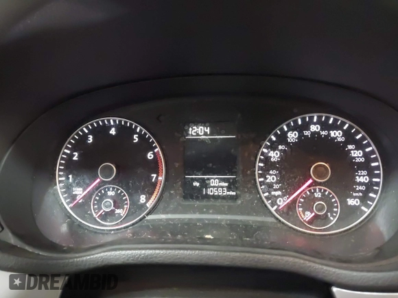 2013 Volkswagen Passat Wolfsburg Edition z VIN 1VWAH7A34DC148507, wystawiony jako IAAI lot #42339068 z przebiegiem 110 593 mil mil oraz . Historia ofert i sprzedaży dostępna na DreamBid. Obrazek 7.