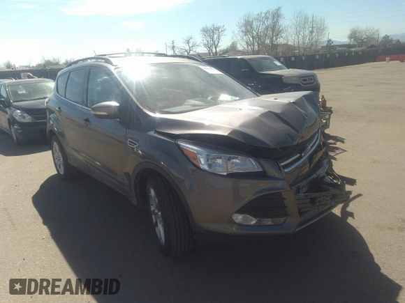 2013 Ford Escape SEL with VIN 1FMCU9H9XDUB32041, listed as a IAAI auction lot 36310371 with 99,560 mi miles. Bid and sale history available at carsss.com. Image 1.