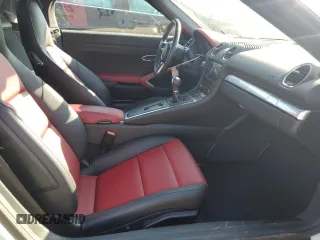 2017 Porsche 718 Boxster z VIN WP0CA2A89HS221297, wystawiony jako Copart lot #68283993 z przebiegiem 9668 mil mil oraz . Historia ofert i sprzedaży dostępna na DreamBid. Obrazek 8.