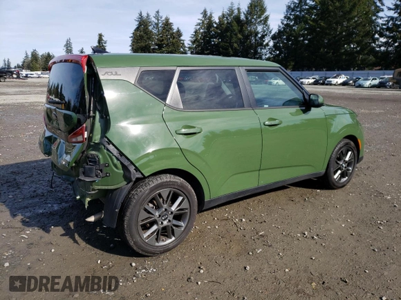 2020 Kia Soul EX with VIN KNDJ33AU9L7115674, listed as a Copart auction lot 47182105 with 53,042 mi miles and Salvage Title. Bid and sale history available at carsss.com. Image 3.