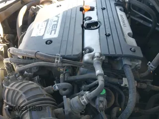 2006 Honda Accord LX z VIN 1HGCM56416A170980, wystawiony jako IAAI lot #43283364 z przebiegiem 198 336 mil mil oraz . Historia ofert i sprzedaży dostępna na DreamBid. Obrazek 19.