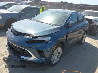 2024 Buick Encore GX Preferred с VIN KL4AMCSL5RB048641, выставлен на аукционе IAAI как лот 42053696 с пробегом 14 479 миль миль и . История ставок и продаж доступна на DreamBid. Изображение 17.