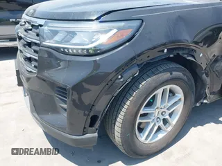2025 Ford Explorer Active with VIN 1FMUK7DH7SGA99586, listed as a IAAI auction lot 42325672 with 1,960 mi miles and . Bid and sale history available at DreamBid. Image 17.