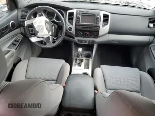 2013 Toyota Tacoma with VIN 5TFMU4FN8DX019022, listed as a Copart auction lot 54164235 with 110,614 mi miles and Salvage title. Bid and sale history available at DreamBid. Image 8.