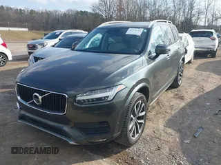 2018 Volvo XC90 Momentum with VIN YV4102PK4J1348626, listed as a IAAI auction lot 41478726 with 141,694 mi miles. Bid and sale history available at carsss.com. Image 17.