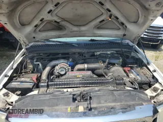2006 Ford F-350 XL z VIN 1FTWW31P56EC54921, wystawiony jako Copart lot #60072945 z przebiegiem 297 681 mil mil oraz Szkoda całkowita • Salvage title. Historia ofert i sprzedaży dostępna na DreamBid. Obrazek 11.