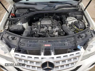 2011 Mercedes-Benz M 350 z VIN 4JGBB5GB6BA645252, wystawiony jako Copart lot #41402705 z przebiegiem 170 673 mil mil oraz Szkoda całkowita • Salvage title. Historia ofert i sprzedaży dostępna na DreamBid. Obrazek 11.