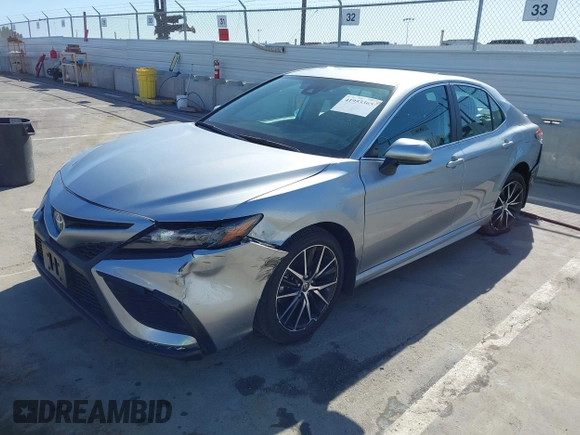 2021 Toyota Camry SE Nightshade with VIN 4T1G11AK2MU539134, listed as a IAAI auction lot 41953365 with 42,350 mi miles and . Bid and sale history available at carsss.com. Image 18.