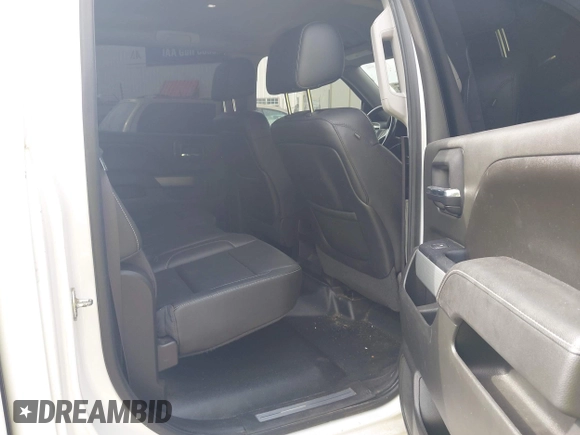 2015 Chevrolet Silverado 1500 LT with VIN 3GCUKREC1FG465118, listed as a IAAI auction lot 41864753 with 290,367 mi miles. Bid and sale history available at carsss.com. Image 8.