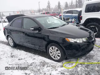 2010 Kia Forte EX z VIN KNAFU4A26A5181676, wystawiony jako IAAI lot #41579553 z przebiegiem 76 317 mil mil oraz . Historia ofert i sprzedaży dostępna na DreamBid. Obrazek 1.
