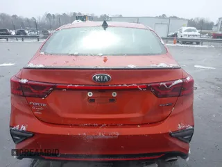 2020 Kia Forte GT-Line with VIN 3KPF34ADXLE152552, listed as a IAAI auction lot 41612032 with 84,039 mi miles. Bid and sale history available at carsss.com. Image 16.