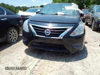 2019 Nissan Versa SV z VIN 3N1CN7AP4KL820481, wystawiony jako IAAI lot #42033570 z przebiegiem 106 678 mil mil oraz . Historia ofert i sprzedaży dostępna na DreamBid. Obrazek 17.
